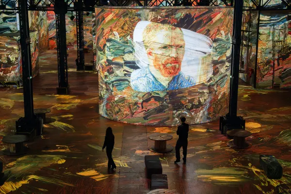 L'EXPÉRIENCE IMMERSIVE VAN GOGH - atelier des lumières